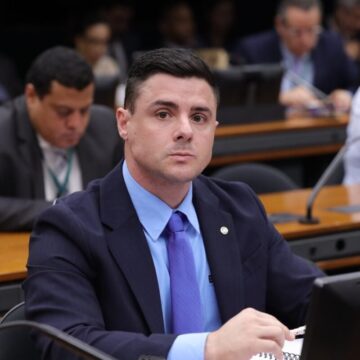 Divulgação/Podemos" decoding="async" fetchpriority="high" data-srcset="https://medias.revistaoeste.com/wp
