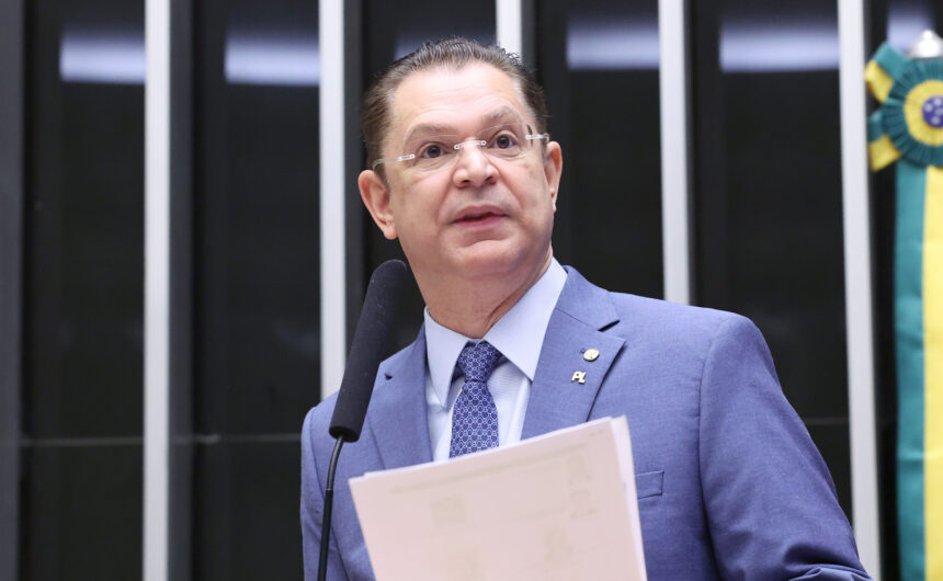 Sóstenes Cavalcante acata decisão do STF e remove vídeo sobre Lula ele, apaguei a postagem.” Apesar de cumprir a determinação do STF, o parlamentar