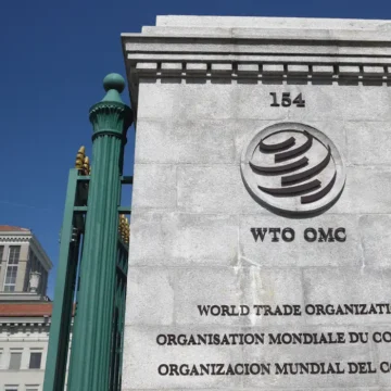 Brasil aciona OMC e contesta tarifas dos Estados Unidos por inconsistência comercial