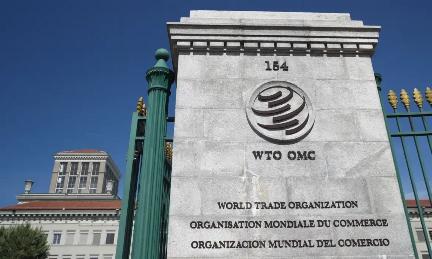 Brasil aciona OMC e contesta tarifas dos Estados Unidos por inconsistência comercial Brasil aciona OMC e contesta tarifas dos Estados Unidos por inconsistência comercial