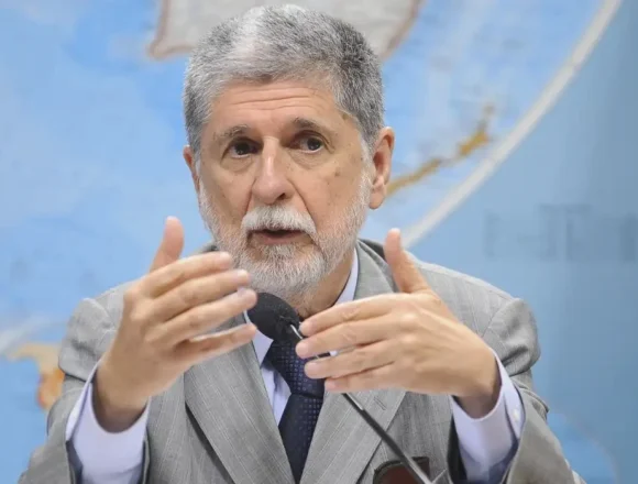 Brasil reage a ataques de Milei e vê maior crise diplomática com Argentina em décadas