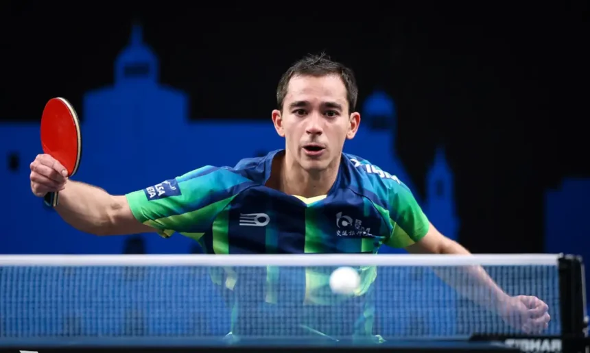Calderano conquista o WTT Star Contender e celebra vitória no tênis de mesa Calderano conquista o WTT Star Contender e celebra vitória no tênis de mesa