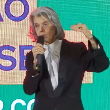 Soberania nacional: Cármen Lúcia destaca decisão exclusiva dos brasileiros sobre o país