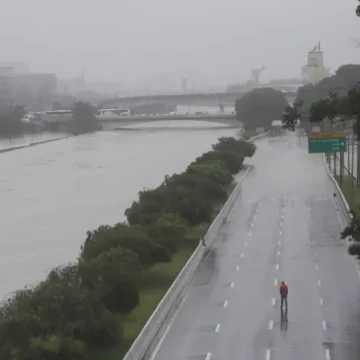 Alerta de chuvas e baixa umidade: instabilidade climática afeta regiões do Brasil