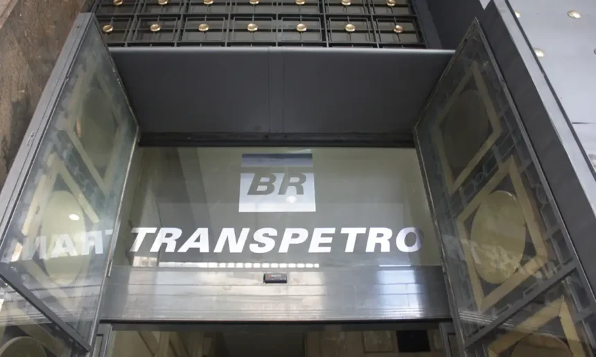 Concurso Transpetro: vagas em logística de combustíveis oferecem salários de até R$ 15 mil Concurso Transpetro: vagas em logística de combustíveis oferecem salários de até R$ 15 mil