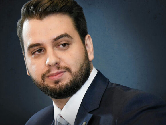 Decisão do STF permite encontros de Carlos e Flávio Bolsonaro com Filipe Martins