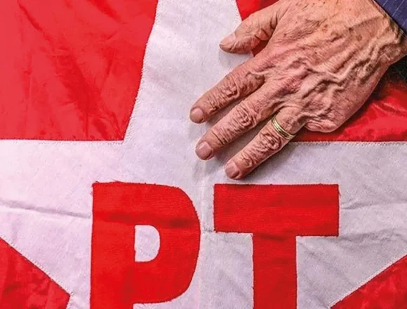 Declarações de bens revelam variações patrimoniais de parlamentares do PT em disputa eleitoral Declarações de bens revelam variações patrimoniais de parlamentares do PT em disputa eleitoral