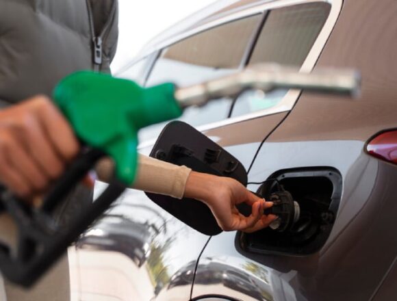 Gasolina com mais etanol: nova composição é obrigatória e gera expectativas no país