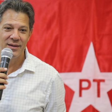 Gravação de segurança contesta versão de abordagem da PM a motorista de Haddad