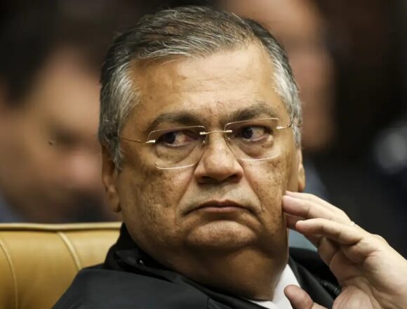 Maranhão sob escrutínio: Dino revela detalhes de esquema de corrupção e homicídio Maranhão sob escrutínio: Dino revela detalhes de esquema de corrupção e homicídio
