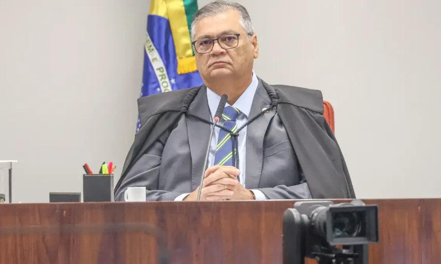 Ministro Dino (STF) suspende presidente do Tce-ma por 180 dias em apuração de assassinato
