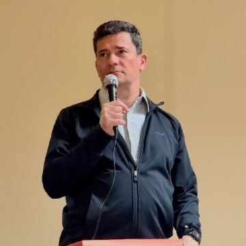 Moro recusa debate no Paraná e acusa adversários de "jogo combinado" Moro recusa debate no Paraná e acusa adversários de "jogo combinado"
