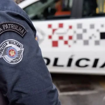 Motorista de ônibus detido por policiais militares após desentendimento no trânsito na capital