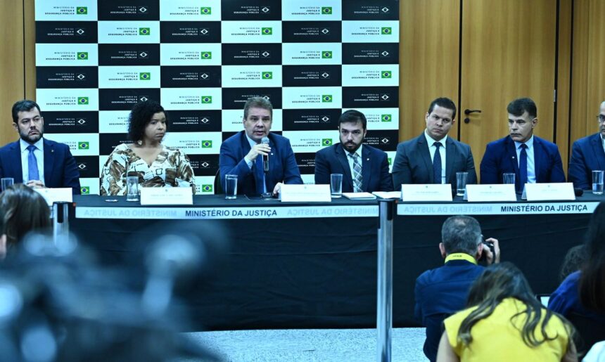 Operação do Ministério da Justiça desarticula planos de ataques violentos em Brasília Operação do Ministério da Justiça desarticula planos de ataques violentos em Brasília