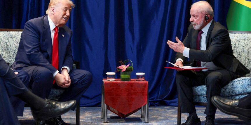 Presidentes Lula e Trump debatem tarifas e cooperação em chamada bilateral Presidentes Lula e Trump debatem tarifas e cooperação em chamada bilateral