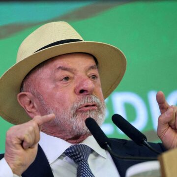 Revogação de visto de embaixadora brasileira nos EUA provoca forte reação de Lula