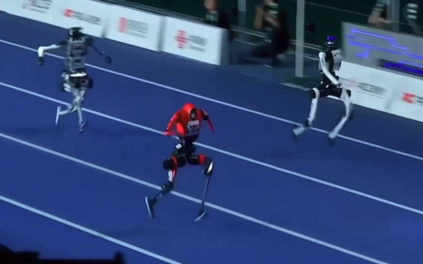 Robô humanoide chinês redefine limites da velocidade ao superar recorde de Usain Bolt Robô humanoide chinês redefine limites da velocidade ao superar recorde de Usain Bolt