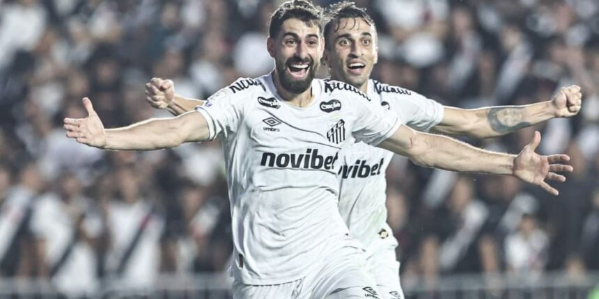 Santos goleia Vasco no segundo tempo e respira na luta contra o rebaixamento Santos goleia Vasco no segundo tempo e respira na luta contra o rebaixamento