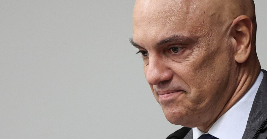 Supremo Tribunal Federal impõe condições para acesso de técnico à residência de Bolsonaro Supremo Tribunal Federal impõe condições para acesso de técnico à residência de Bolsonaro