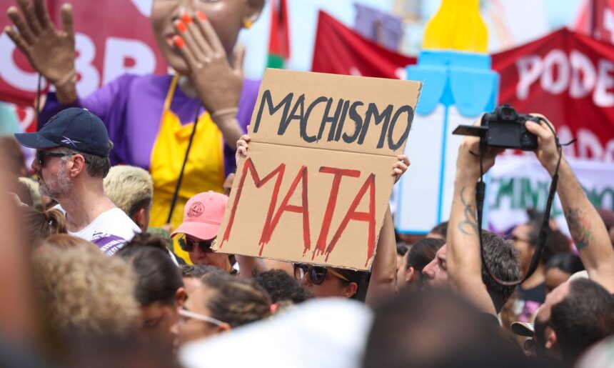 Trabalho de cuidado doméstico intensifica vulnerabilidade feminina à violência Trabalho de cuidado doméstico intensifica vulnerabilidade feminina à violência