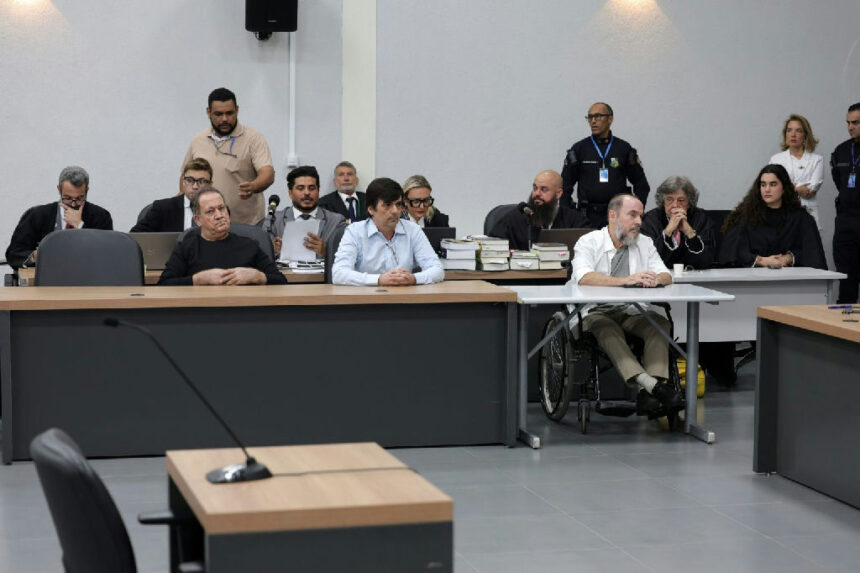 Ataque hacker não adia julgamento de réus pela morte do advogado Zampieri Ataque hacker não adia julgamento de réus pela morte do advogado Zampieri