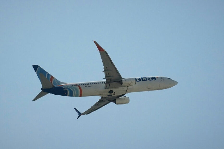 Passageiros e tripulantes evitam tragédia em voo para Israel após ataque na cabine