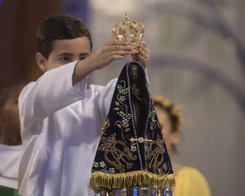 A história por trás da escolha de Nossa Senhora Aparecida como padroeira do Brasil A história por trás da escolha de Nossa Senhora Aparecida como padroeira do Brasil