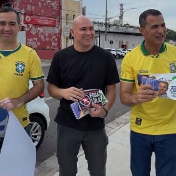 Adesivaço em Cuiabá reforça apoio a pré-candidatura de Flávio Bolsonaro