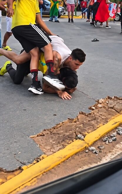 Apoiador de Bolsonaro relata espancamento generalizado em manifestação