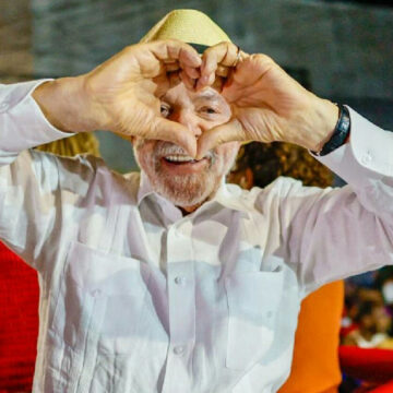 Carta a evangélicos gera análise crítica sobre intenções políticas e valores
