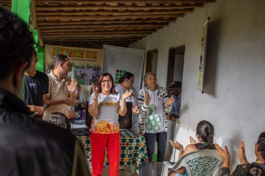 De aluna a reitora: a trajetória de Ruth Sales na educação pública brasileira De aluna a reitora: a trajetória de Ruth Sales na educação pública brasileira