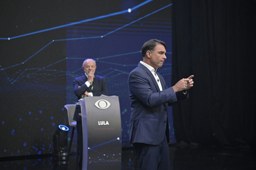 Debate presidencial na Band expõe divergências profundas entre projetos para o país