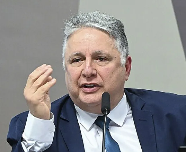 Decisão do tribunal impede ex-governador de votar no pleito