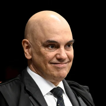 Defesa de jornalista pedirá revogação de prisão a Moraes após arquivamento de inquérito no STF