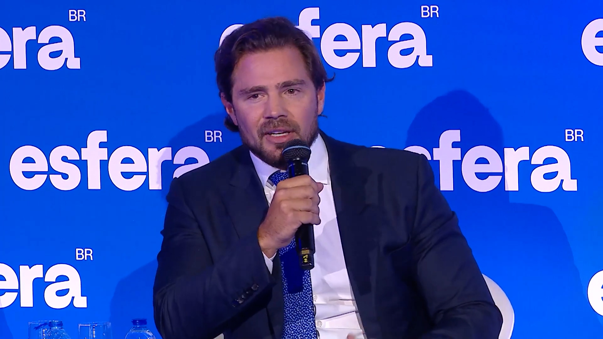 Esquema financeiro internacional utilizava instituição nas Bahamas para envio de recursos