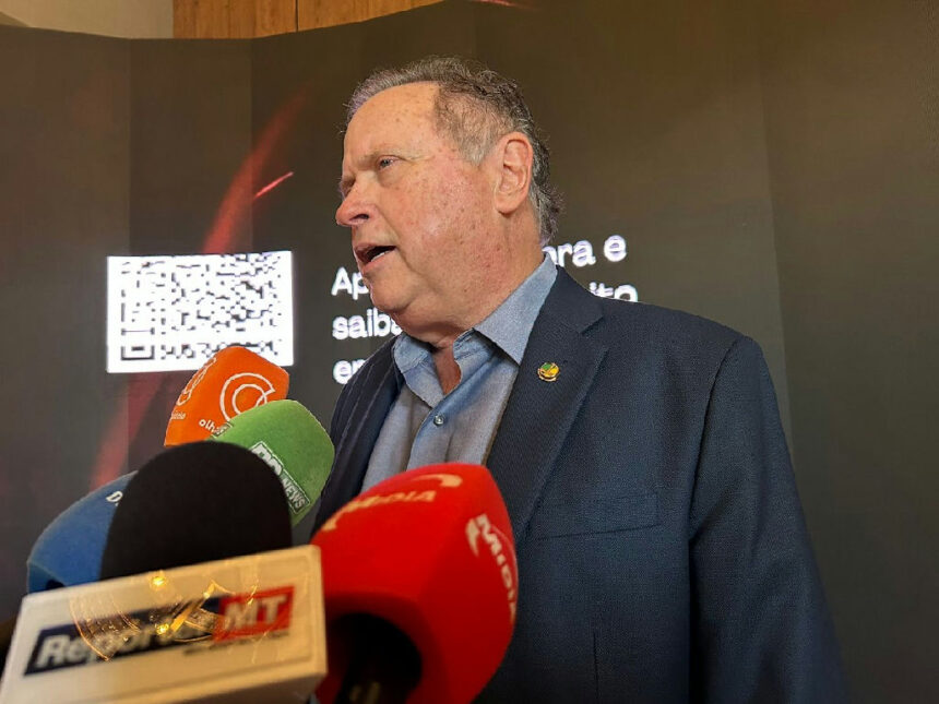 Ex-ministro Blairo Maggi anuncia apoio a Flávio Bolsonaro na disputa presidencial Ex-ministro Blairo Maggi anuncia apoio a Flávio Bolsonaro na disputa presidencial