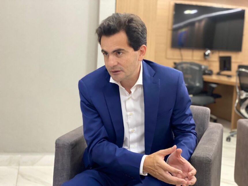 Fabio Garcia prioriza reforma política e descarta retorno ao governo