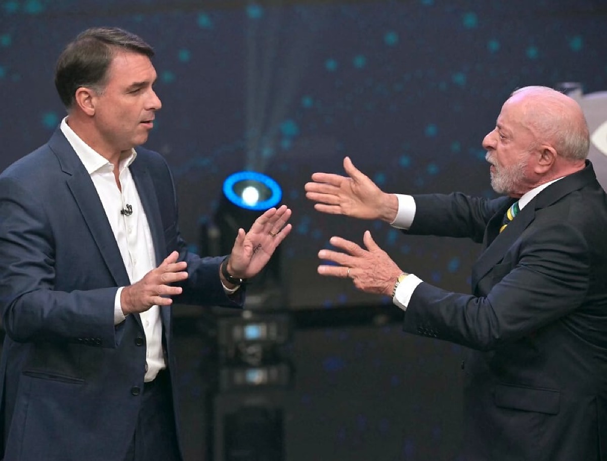 Flávio Bolsonaro lidera com setenta e um por cento no Centro-Oeste e abre ampla vantagem segundo levantamento