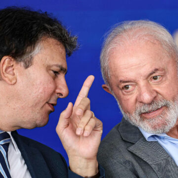 Maioridade penal teve redução proposta com aval de Lula afirma líder do PT