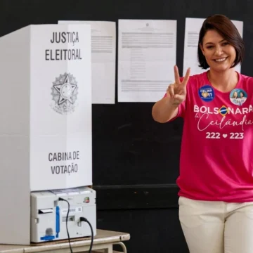 Michelle Bolsonaro faz história ao se tornar a primeira ex-primeira-dama eleita para o Senado
