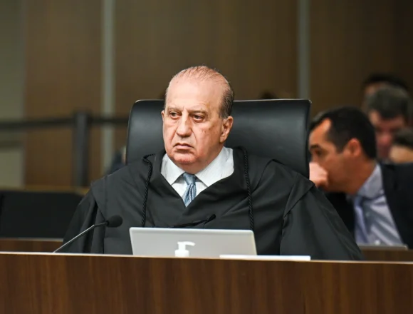 Ministro do TCU avalia estender mandato e altera dinâmica sucessória Ministro do TCU avalia estender mandato e altera dinâmica sucessória