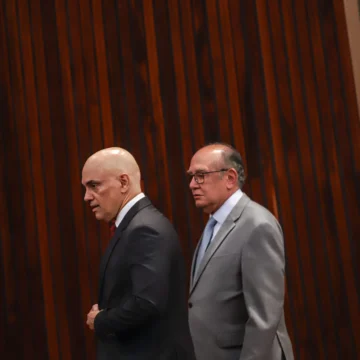 Ministros do STF buscam apoio em meio a pressões internas e políticas