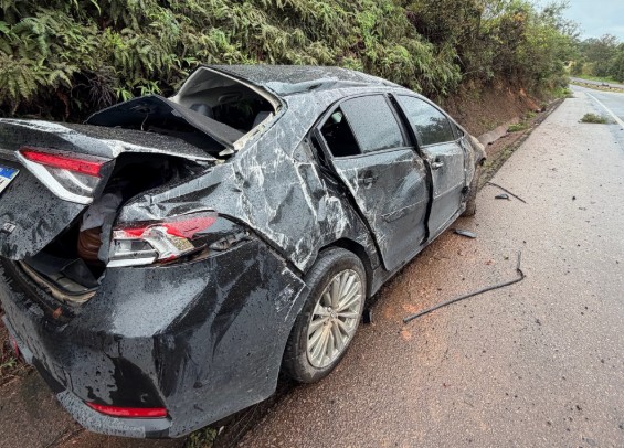 Pedro Rousseff sofre acidente de carro na Rodovia Fernão Dias