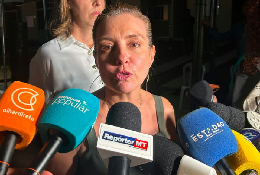 Prefeita Flávia Moretti desafia comando da Câmara e aponta maioria para destituir Wanderley Cerqueira