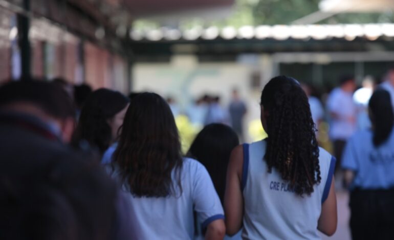 Raio-x do Enem 2026 revela perfil detalhado dos inscritos e dados por estado