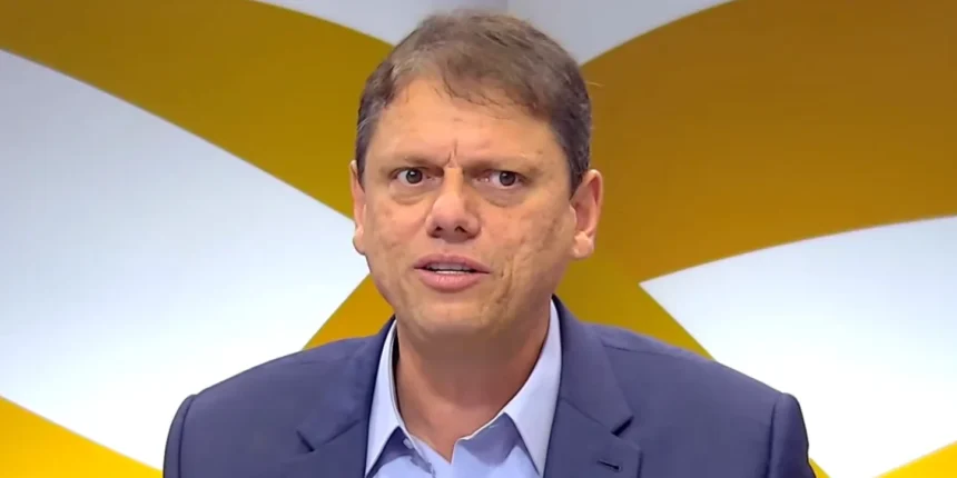 Tarcísio de Freitas anuncia estratégia de comunicação para enfrentar desinformação Tarcísio de Freitas anuncia estratégia de comunicação para enfrentar desinformação