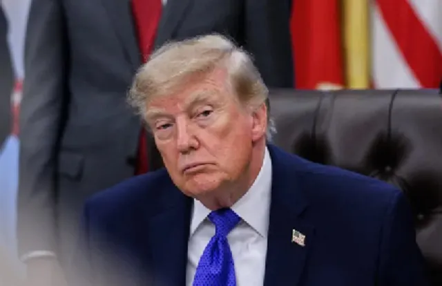 Trump avalia resposta militar dos EUA após ataque Houthi em aeroporto saudita Trump avalia resposta militar dos EUA após ataque Houthi em aeroporto saudita