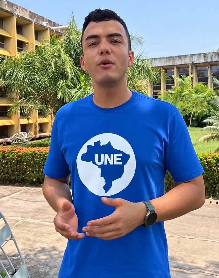Vídeo de estudante da UFMT une anúncio de aulas suspensas e pedido de voto para Lula Vídeo de estudante da UFMT une anúncio de aulas suspensas e pedido de voto para Lula